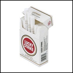 Сигареты с белым фильтром. Лаки страйк сигареты ориджинал Сильвер. Сигареты в белой упаковке. Сигареты в бело красной упаковке.